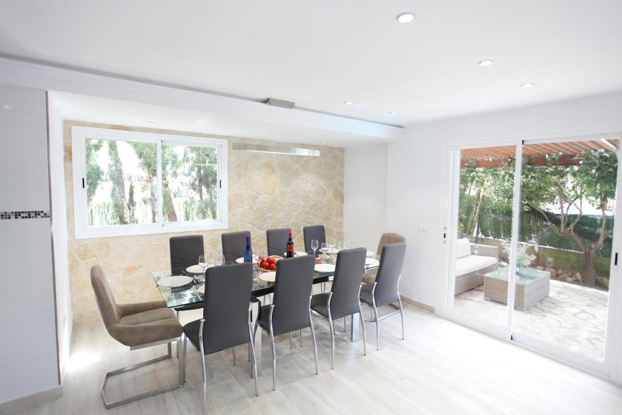 Tropical Garden, Villa With Pool Near The Beach Alcudia  Bagian luar foto