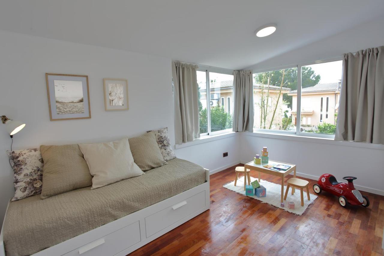 Tropical Garden, Villa With Pool Near The Beach Alcudia  Bagian luar foto